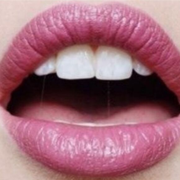 CLINIQUE Plum Pop Even Better Pop Lipstick - Picture 7 of 16